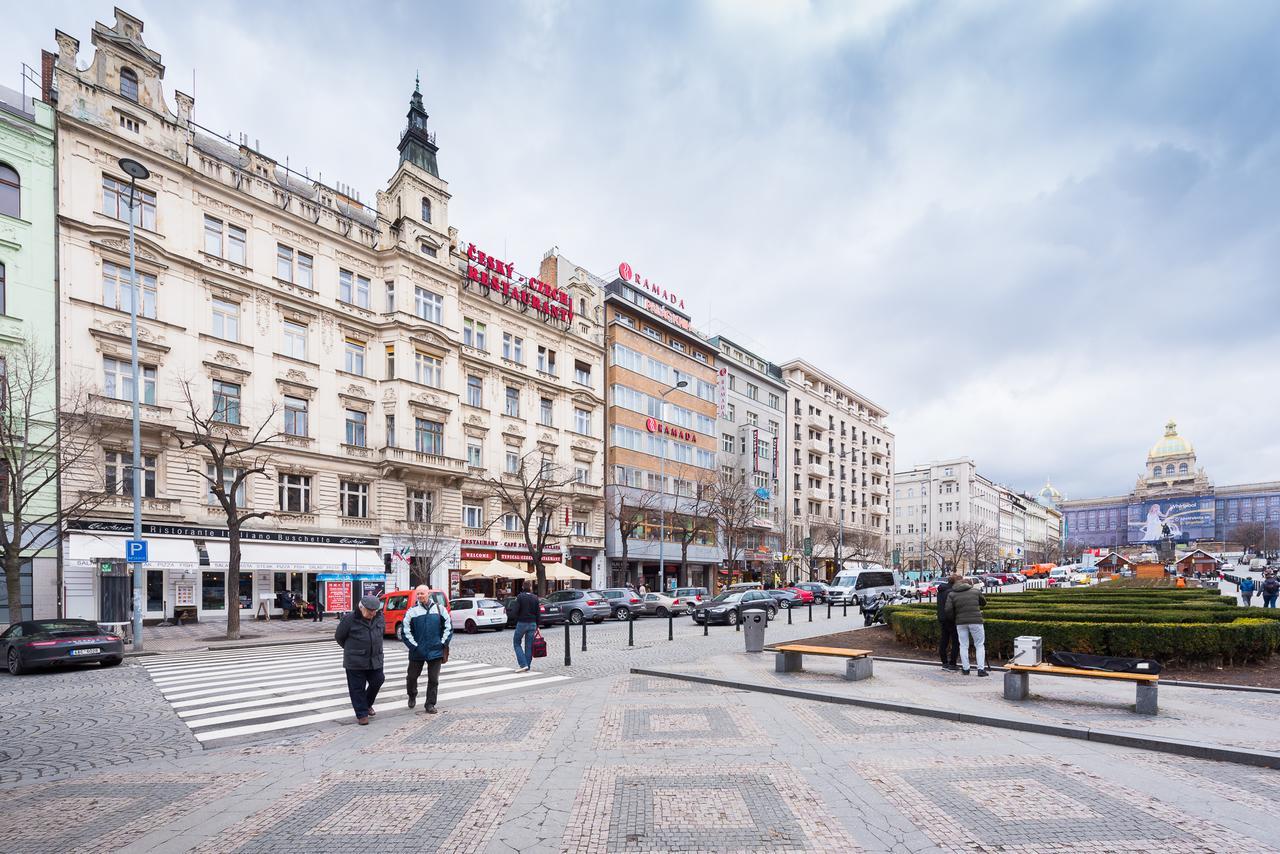 Wenceslas Square Apartment براغ المظهر الخارجي الصورة