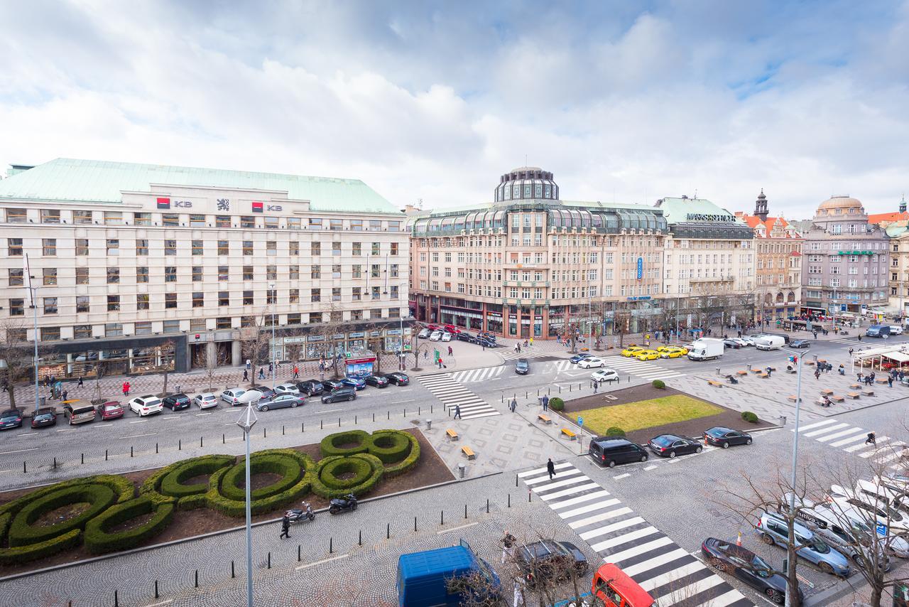 Wenceslas Square Apartment براغ المظهر الخارجي الصورة